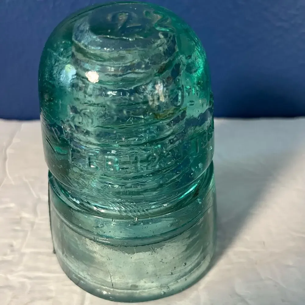 BROOKFIELD Beehive‎ Glass Insulator Aqua PAT'D NOV 13TH 1883 and FEB 12TH 1884